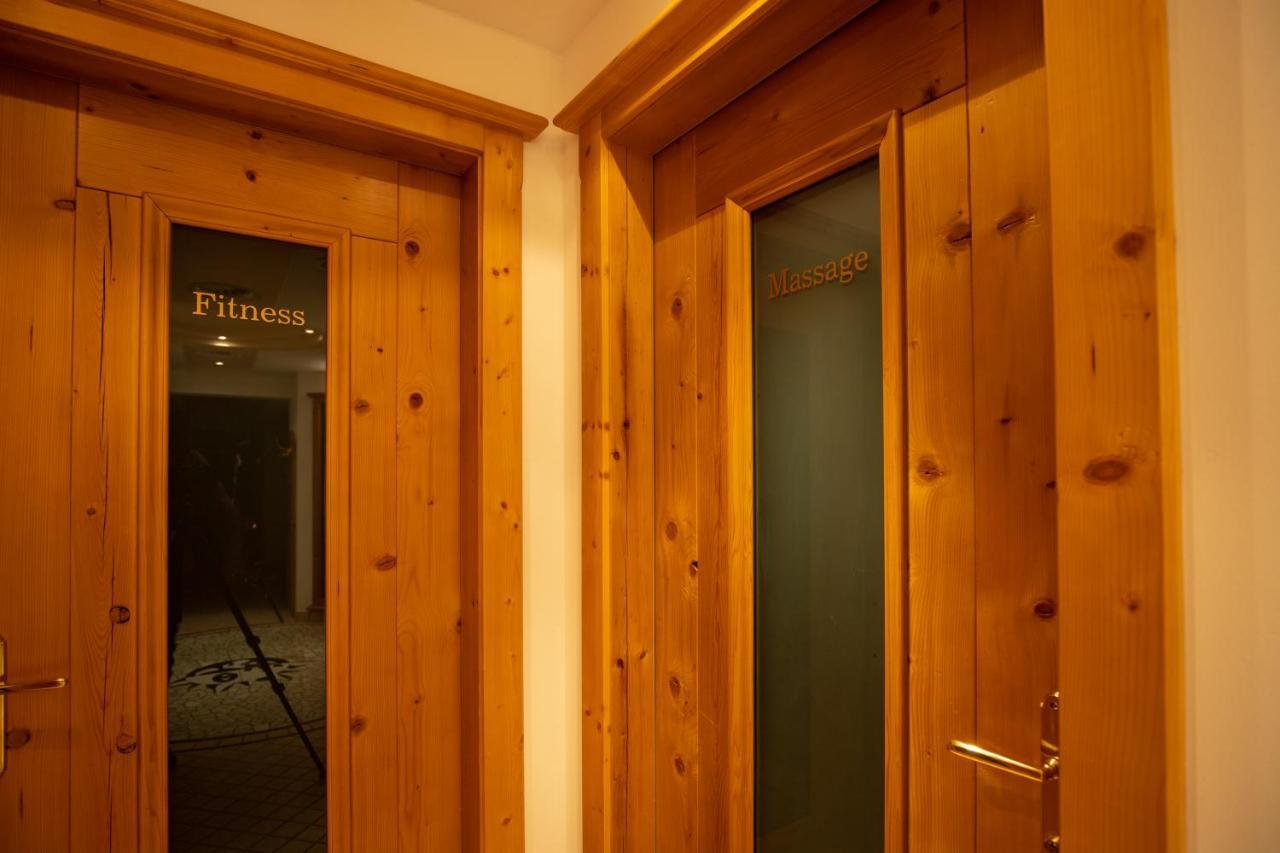 The Hotel - Himmlisch Wohlfuehlen Ischgl Bagian luar foto